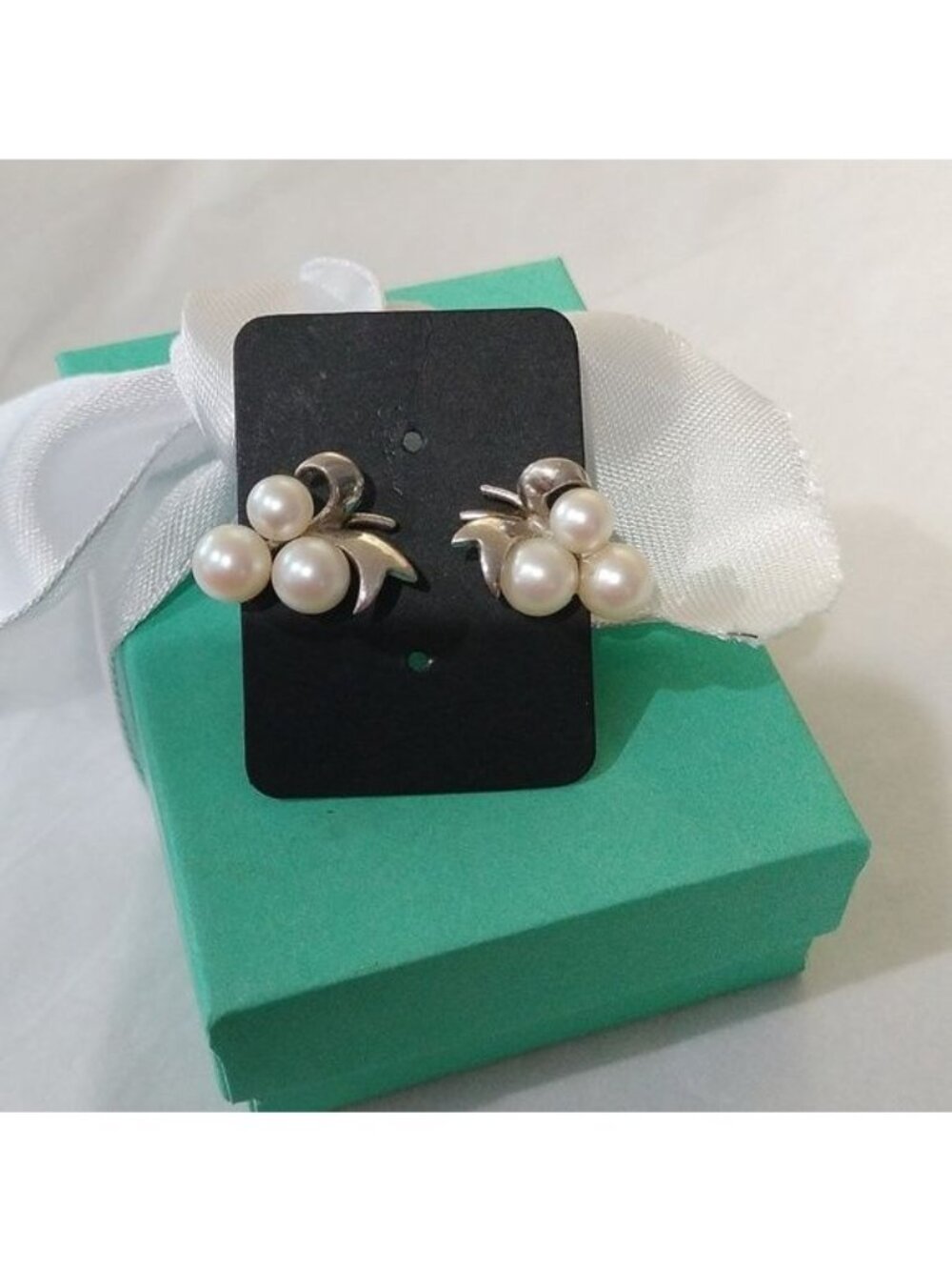 Vintage Sterling Silver+ Pearl Screwback Earrings in Grape Cluster Design